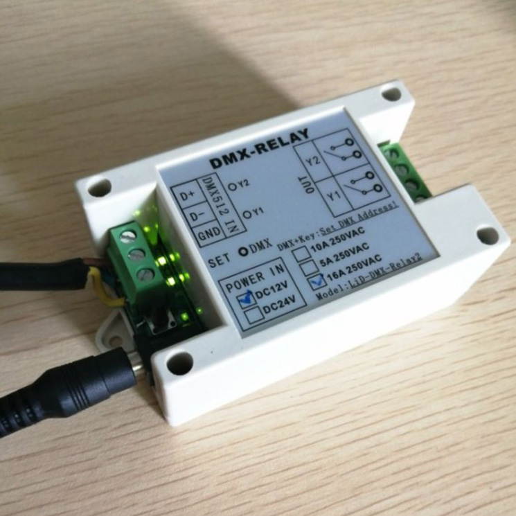 Professional 2-way DMX512 relay